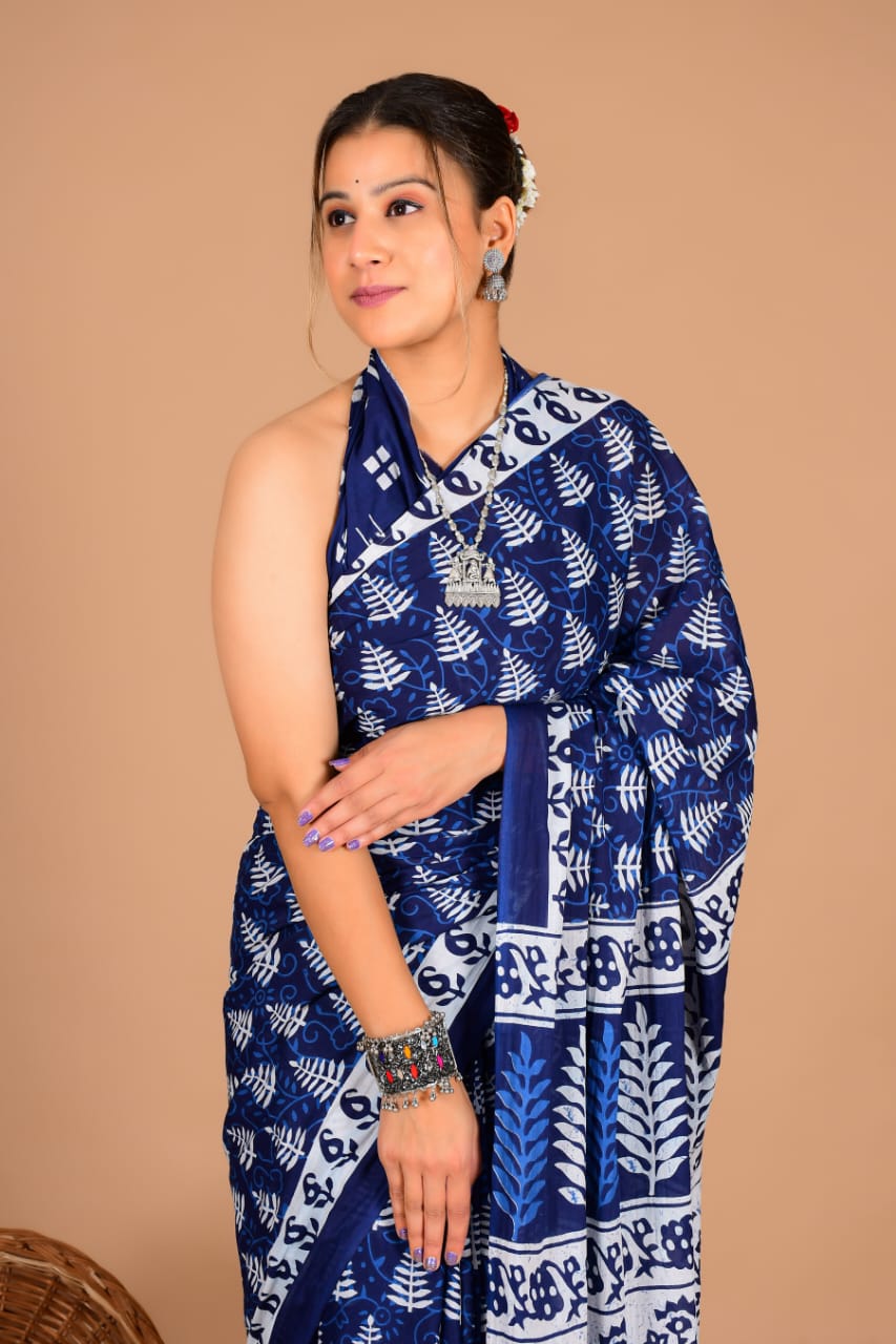 Traditional Block Print Soft Cotton Blend Saree with Matching Blouse