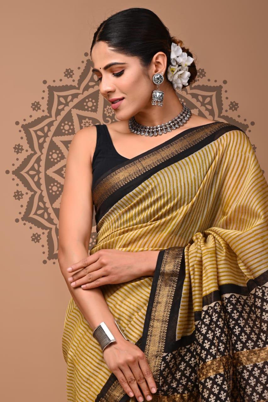 Traditional Printed Maheshwari Silk Saree with Matching Blouse